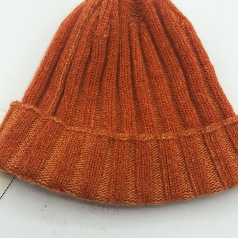 amati alessandra bacci beanie Women’s knit hat cuffed